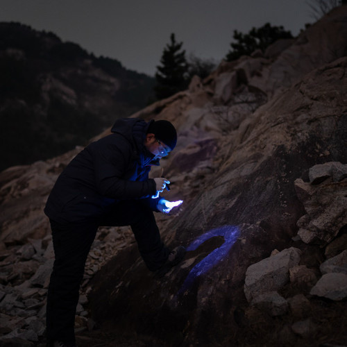 Weltool M1 UV Stone General 365nm Mini AA powered ultraviolet torch