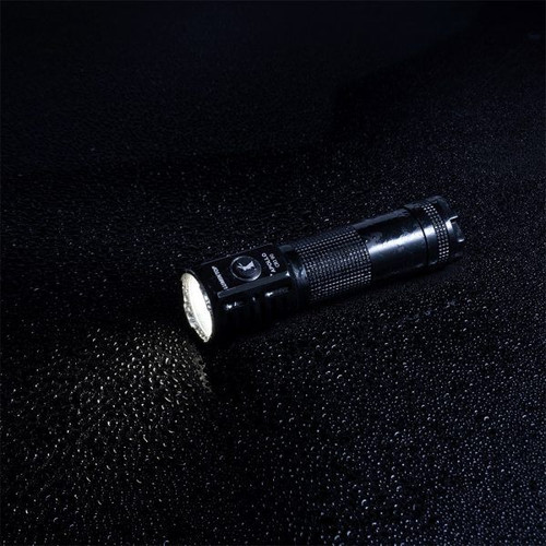 Lumintop Apollo High CRI 1000 lumen rechargeable torch