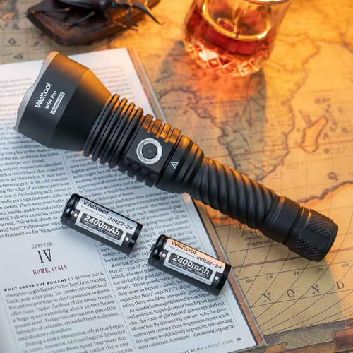 Weltool W5R Pro Thunderbolt 920 Lumen 2.8km Throw Rechargeable LEP Torch