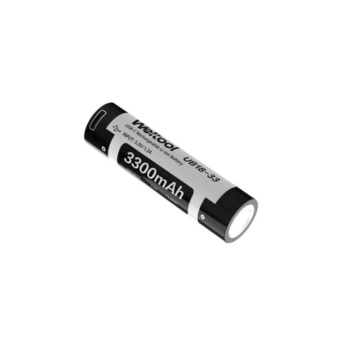 Diagonal view of Weltool UB18-33 3300mAh USB-C rechargeable 18650 Li-ion battery.