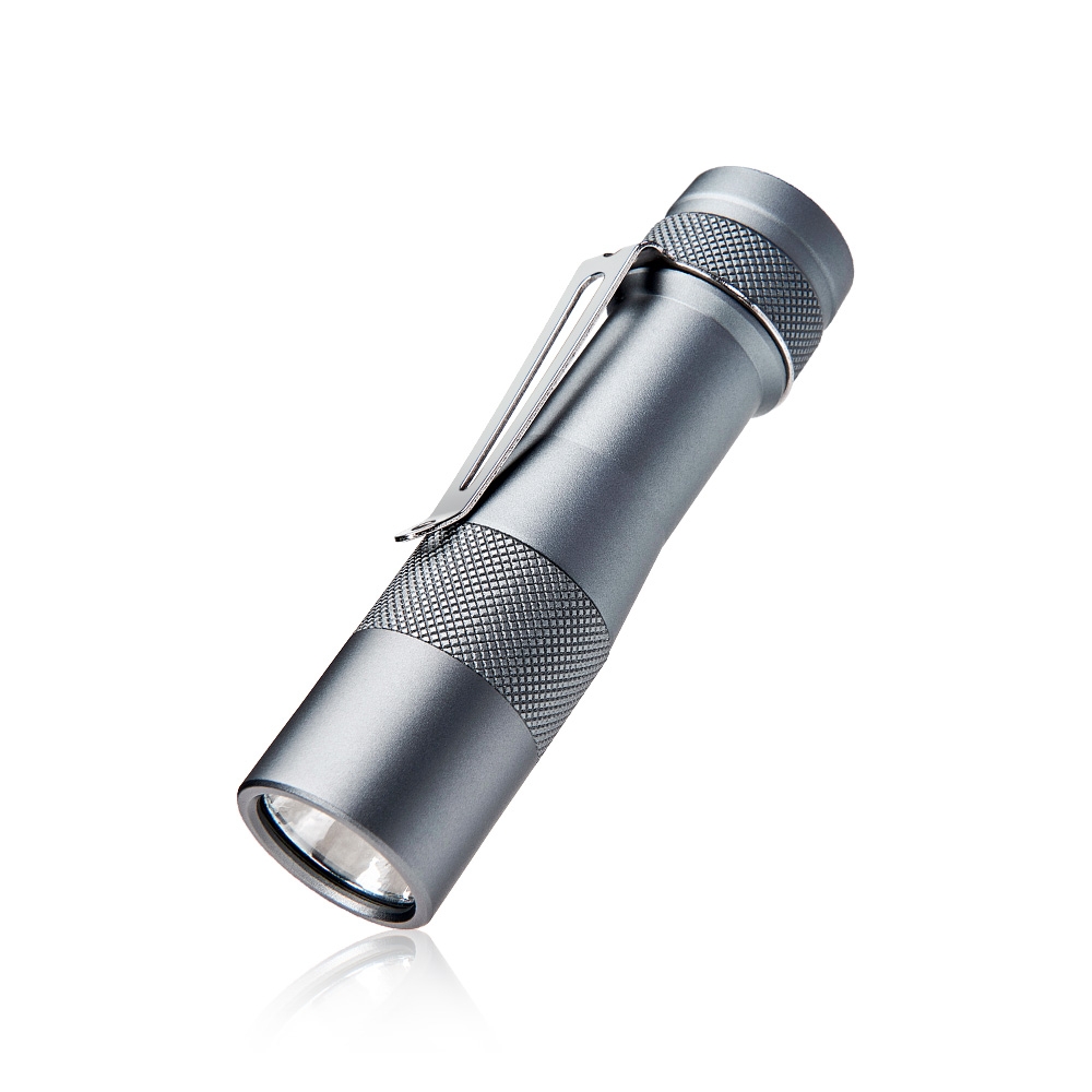 Lumintop FW1A Compact 1200 lumen 370m throw LED torch