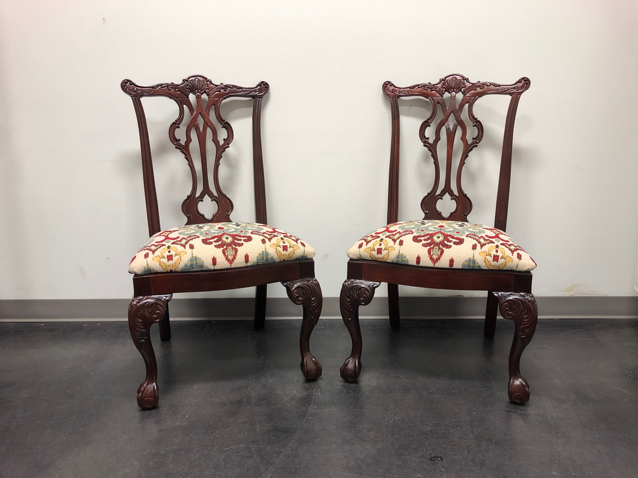 Sold Thomasville Mahogany Collection Chippendale Dining Side Chairs Pair 2 Boyd S Fine Furnishings