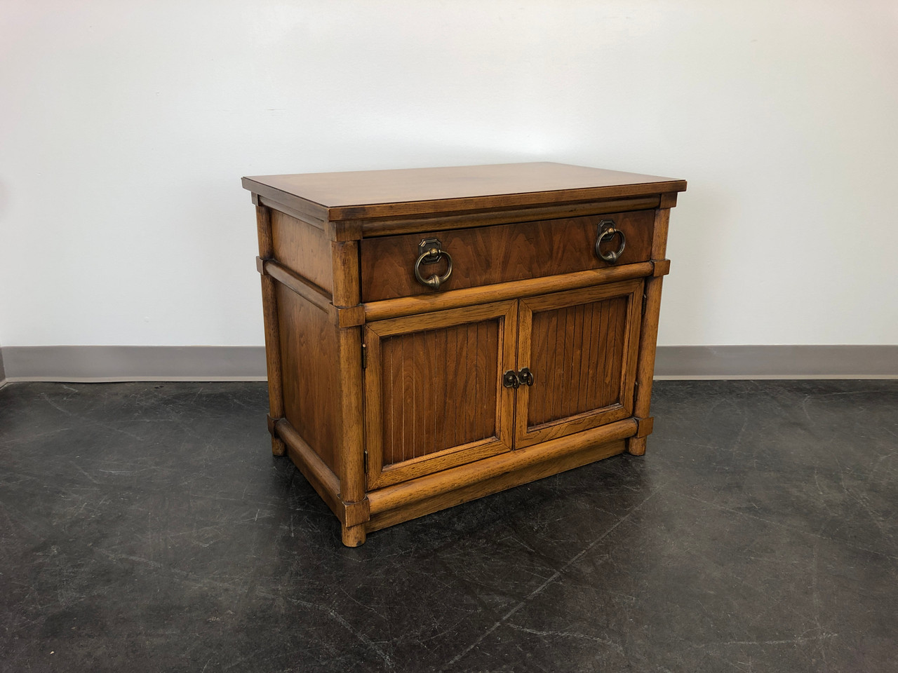 Thomasville Stroupe Faux Bamboo Nightstand Boyd S Fine Furnishings