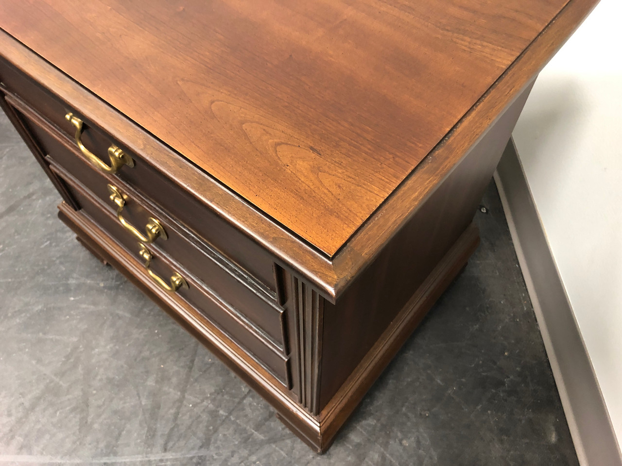 Lane Chippendale Style Cherry Mini Cedar Chest Nightstand
