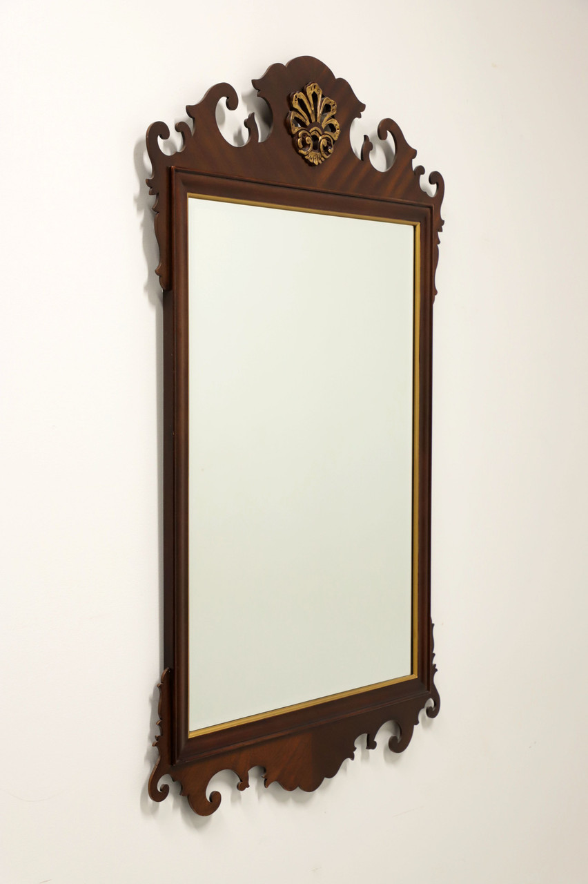 DREXEL HERITAGE 18th Century Classics Mahogany Chippendale Beveled