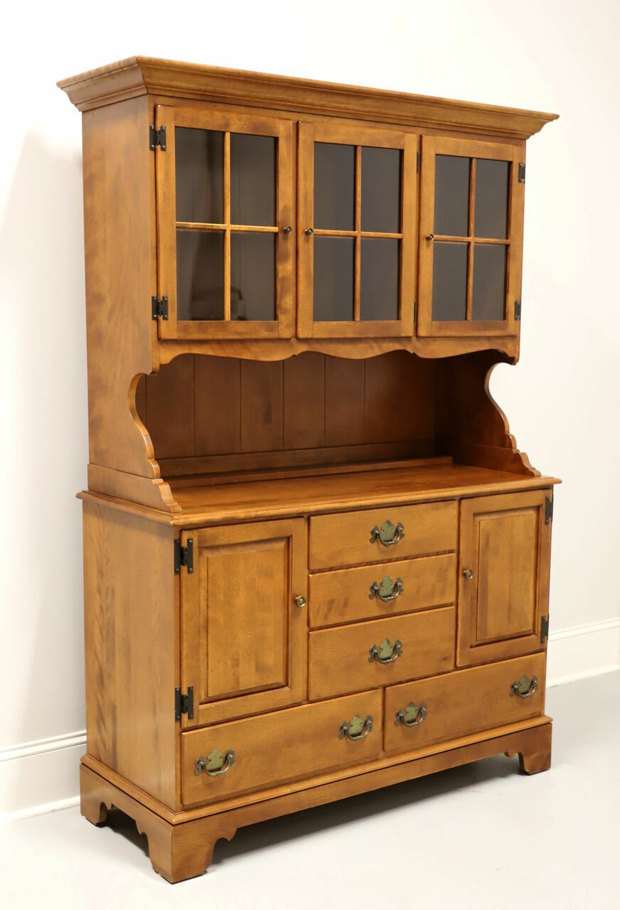 SOLD ETHAN ALLEN Maple Colonial Style Hutch Boyd s Fine Furnishings