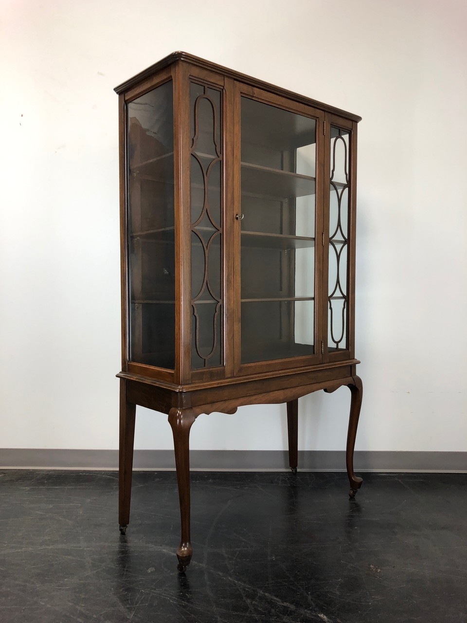 Antique Walnut Queen Anne China Curio Display Cabinet On Casters Antique Walnut Queen Anne China Curio Display Cabinet on Casters - Antique Walnut Queen Anne China Curio Display Cabinet On Casters