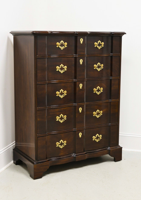 HENREDON Folio Fourteen Mahogany Chippendale Chest of Five Drawers HENREDON Folio Fourteen Mahogany Chippendale Chest of Five Drawers