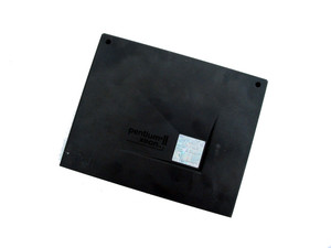 Part No: SL2RH - Intel Pentium II Xeon 400MHz 100MHz FSB 512KB L2 Cache Socket SECC Processor