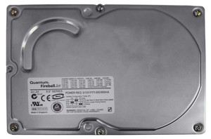 Part No: QML40000LDA - Quantum 40 GB 3.5 Internal Hard Drive - IDE Ultra ATA/100 (ATA-6) - 4500 rpm - 128 KB Buffer