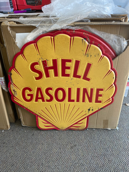 Retro Shell 36" x 36" Sign