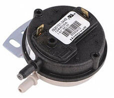  Armstrong 92L21 SPST Pressure Switch 1.61" W.C. 