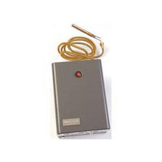  Honeywell R8182H1070 Triple Aquastat Relay, Intermittent Ign. 45 Sec. Ss Includes 5ft (1.5 m) armored 