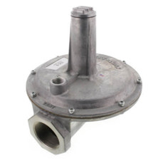  Maxitrol 325-9-2 2" Gas Pressure Regulator Up To 10 PSI With Standard 4-12" Spring 2,250,000 Btu 