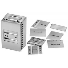  Honeywell 14004878-910 Premium White Thermostat Cover Kit 