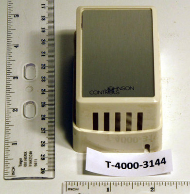  Johnson Controls T-4000-3144 Cover; White Plastic; Vert 
