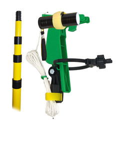 Gotcha Sprayer Homeowner, Flashlight, 4 Sect 12ft Extension Pole Gotcha Sprayer Homeowner, Flashlight, 4 Sect 12ft Extension Pole