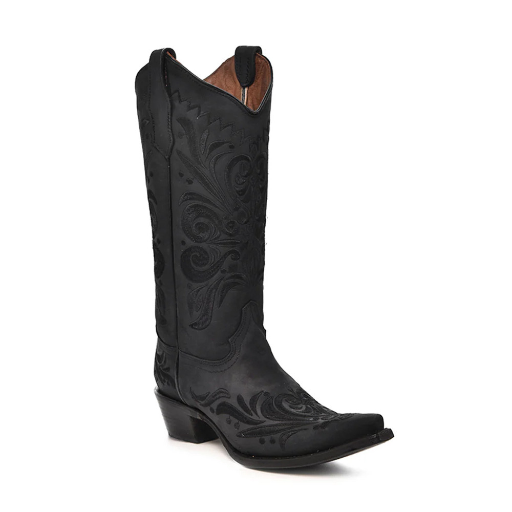 Black embroidered snip-toe Corral cowboy boots. 