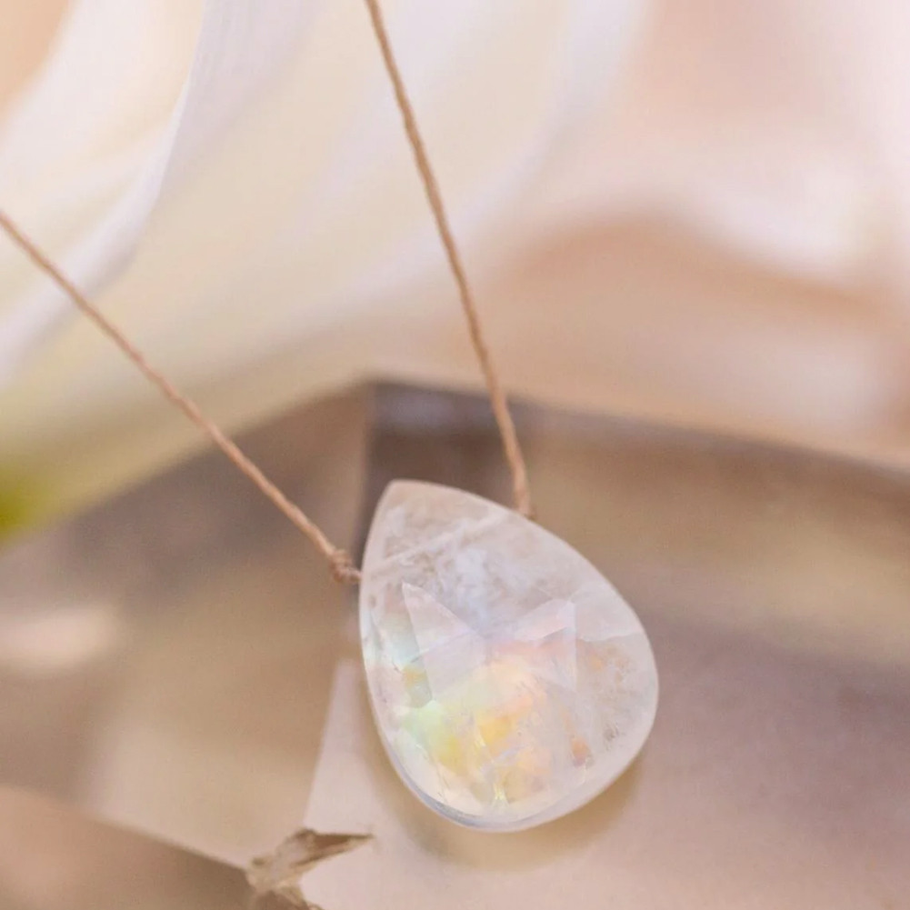 SOULKU MOONSTONE NECKLACE | PURPLE LEOPARD BOUTIQUE