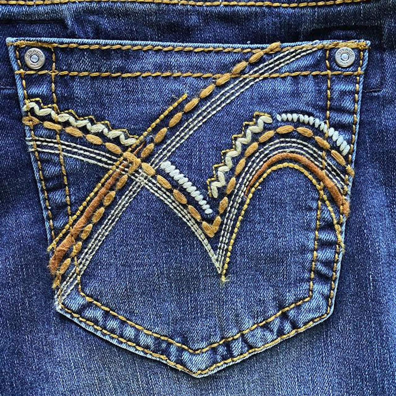 GRACE IN LA MID RISE BOOTCUT JEANS | PURPLE LEOPARD BOUTIQUE