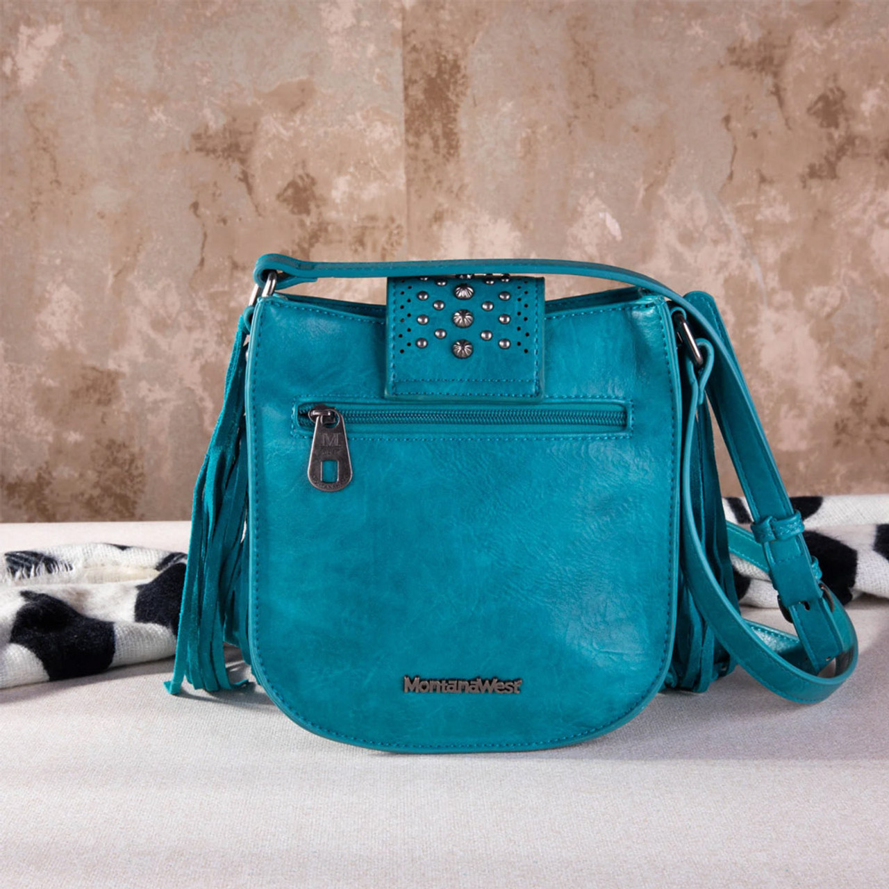 Magnifique Women's Hand/Sling/Side Bag/purse Polyurethane Western (Turquoise )