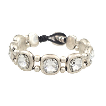 Clear crystal silver-plated bracelet. 