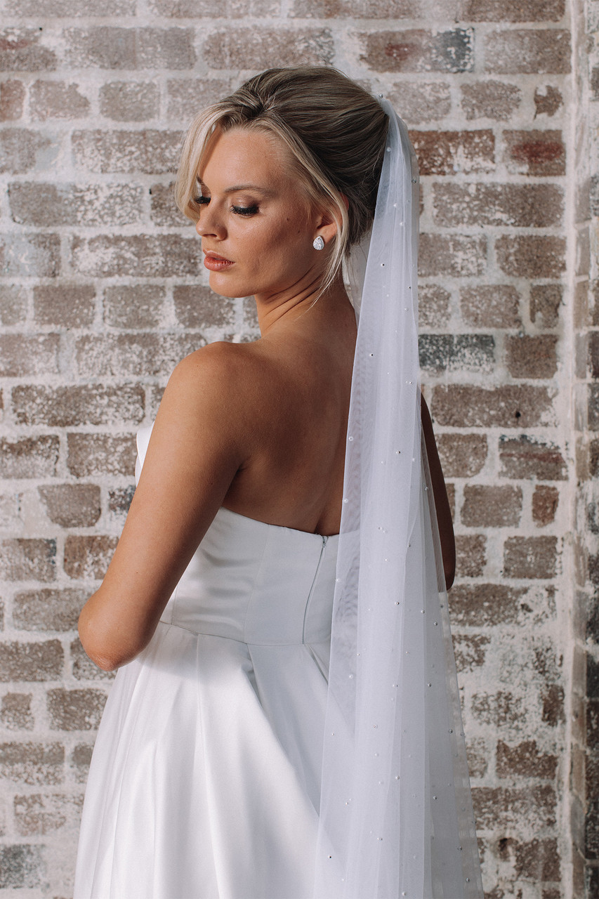 Ella Tulle & Pearl Wedding Veil - Long