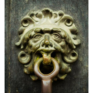 The inspiration for the colorway Patina. The inspiration for the colorway Patina.