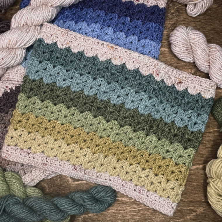 The Cluster Stitch Cowl- Crochet Kit