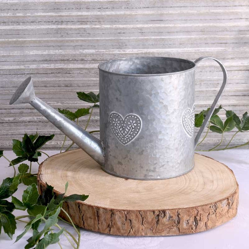 Washed Zinc Watering Can with Embossed Heart (15.3x16.2cm)