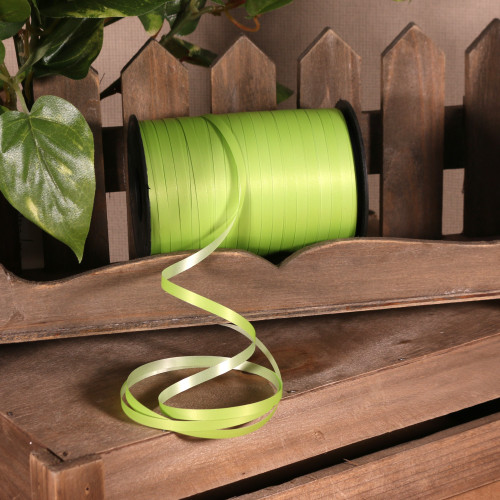 Matt Lime Green Curling Ribbon Matt Lime Green Curling Ribbon
