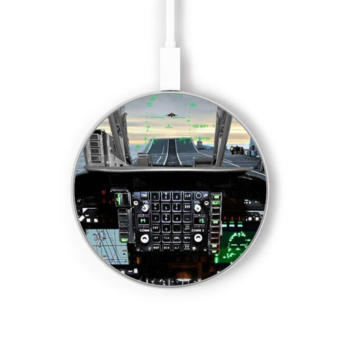 S2435 Fighter Jet Aircraft Cockpit Kabelloses Ladegerät Pad 15W Typ-C iPhone Android LED Licht Ladestation