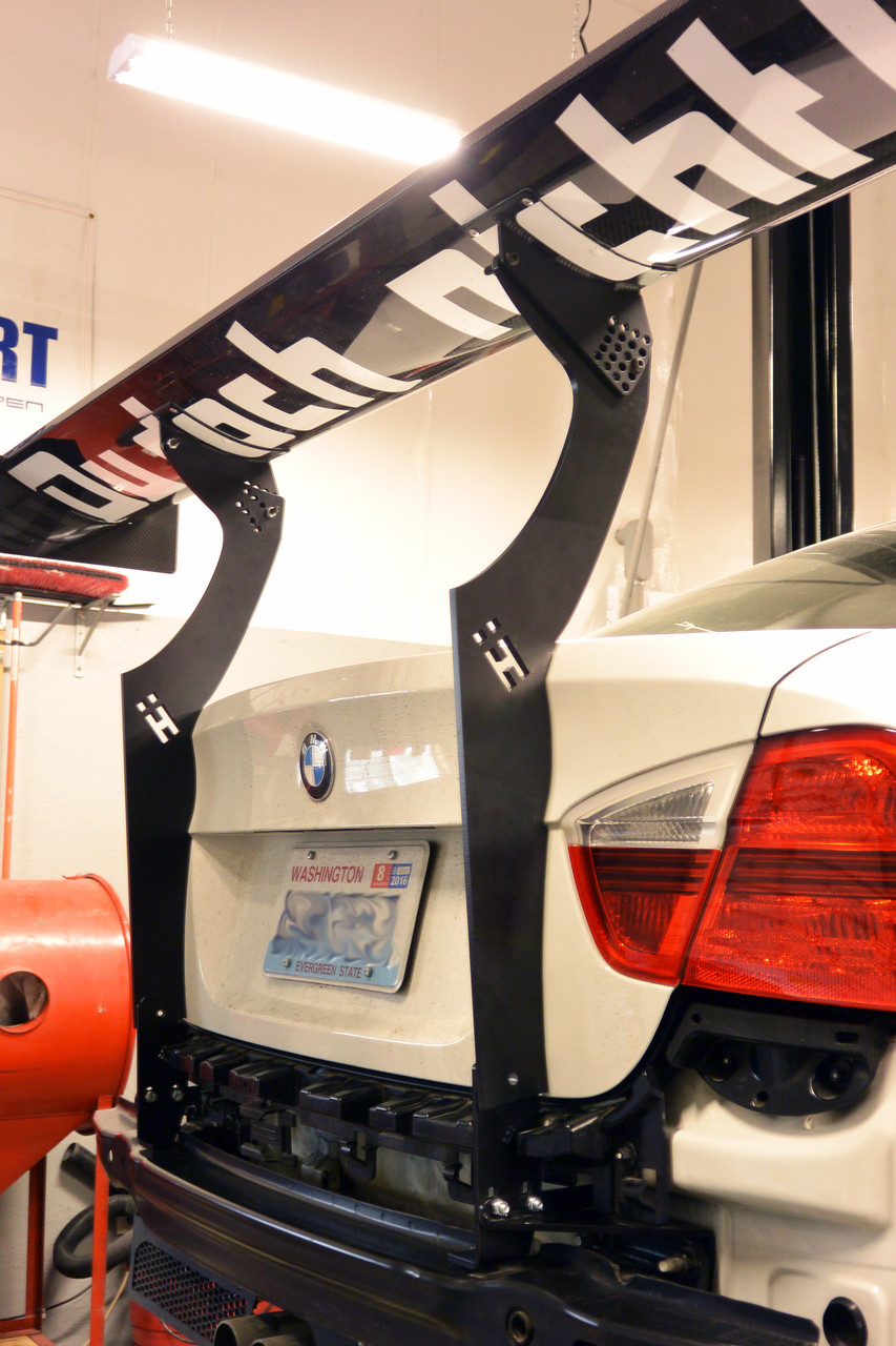 Mounted without E90 bumper installed. APR Rear Wing installed.