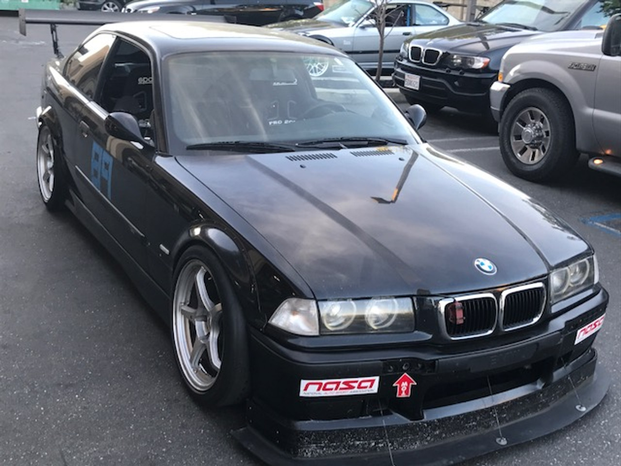 Sam Jackson's wide E36 beast!