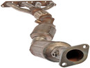 Dorman - OE Solutions Exhaust Manifold with Integrated Catalytic Converter 673-862 - view 2