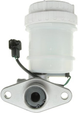 Dorman - First Stop Brake Master Cylinder M39983 - view 2