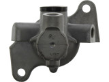 Centric Parts Brake Master Cylinder 130.34022 - view 2