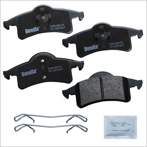BENDIX PRIORITY 1 Disc Brake Pad Set P/N:CFM791