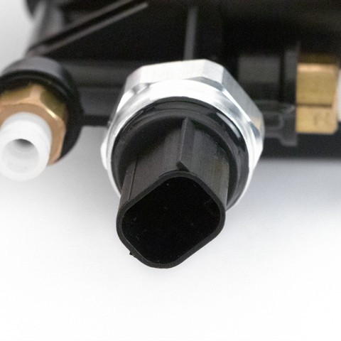 Arnott Industries Air Suspension Solenoid Valve Unit P/N:VB-3505