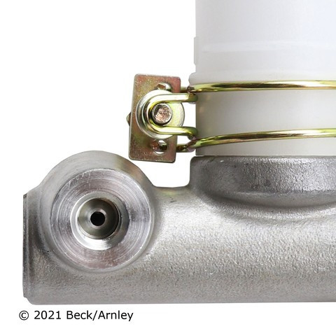 Clutch Master Cylinder Beck/Arnley 072-8439