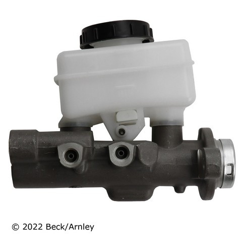 Brake Master Cylinder fits 2000-2002 Nissan Xterra  BECK/ARNLEY