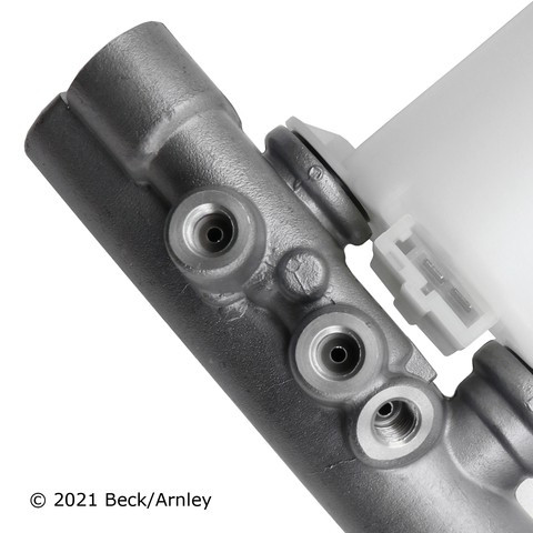 Brake Master Cylinder fits 1991-1997 Nissan Pathfinder D21 Pickup  BECK/ARNLEY