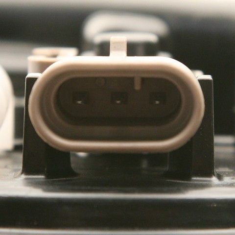 Fuel Pump Module Assembly fits 2007 Saturn Relay  DELPHI