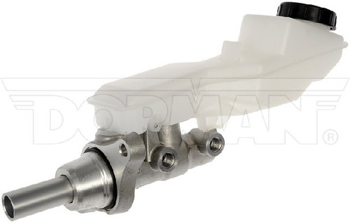 Dorman - First Stop Brake Master Cylinder M631067 - view 3
