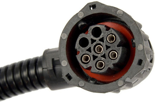EGR Valve fits 2004-2006 Volvo VNM VHD VN,VNL  DORMAN - HD SOLUTIONS