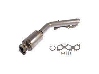 Dorman - OE Solutions Exhaust Manifold with Integrated Catalytic Converter 672-796