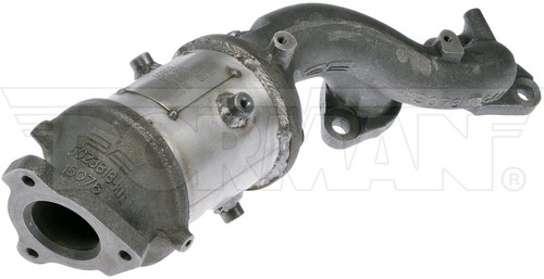 Dorman - OE Solutions Exhaust Manifold with Integrated Catalytic Converter 673-818 - view 2