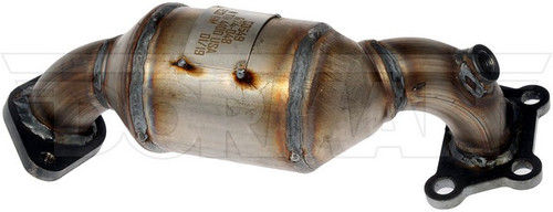 Dorman - OE Solutions Exhaust Manifold with Integrated Catalytic Converter 674-048 - view 2
