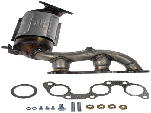 Exhaust Manifold with Integrated fits 2004-2007 Toyota Highlander Sienna  DORMAN