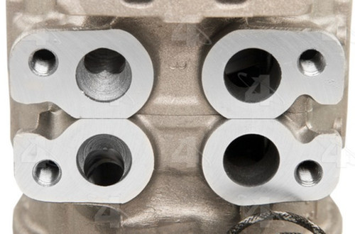 Four Seasons A/C Compressor 68302 - view 2